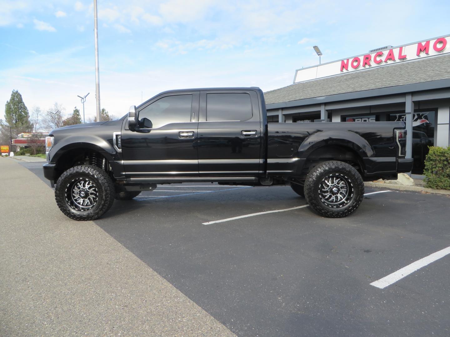 2021 BLACK /BLACK Ford F-350 SD Platinum Crew Cab Short Bed 4WD (1FT8W3BT4ME) with an 6.7L V8 OHV 16V DIESEL engine, located at 2630 Grass Valley Highway, Auburn, CA, 95603, (530) 508-5100, 38.937893, -121.095482 - Photo#7